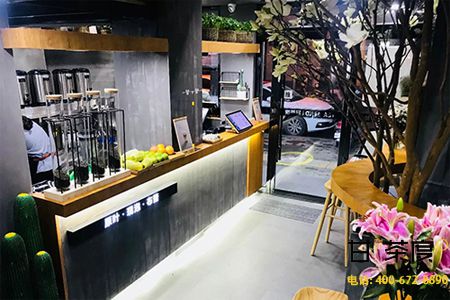 现在开奶茶店还靠谱么